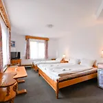 феникс Hotel 2*
